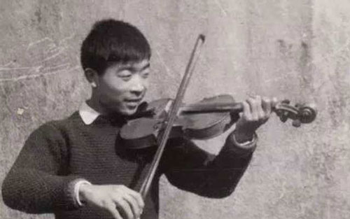 我爱北京天安门吉他谱,原版金果临歌曲,简单C调弹唱教学,齐元义版六线指弹简谱图