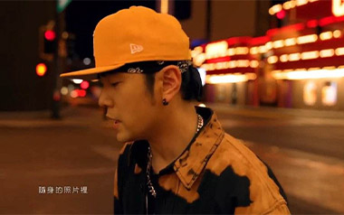 周杰伦还在流浪吉他谱,简单C调原版弹唱曲谱,周杰伦高清六线谱教学