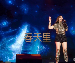 春天里吉他谱,原版歌曲,简单E调弹唱教学,六线谱指弹简谱1张图